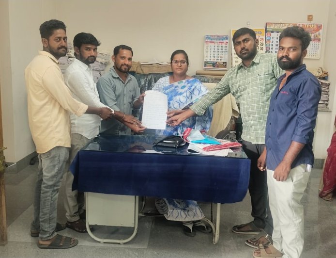 KGBV పాఠశాలల్లో అర్హులైన బాలికలకు వెంటనే సీట్లు కేటాయించాలి