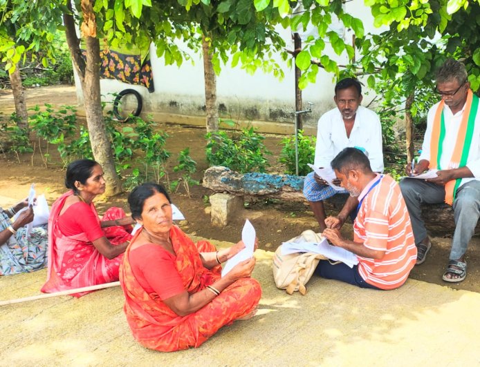 సమగ్ర ఓటరు జాబితా సవరణ ప్రక్రియకు ప్రజలందరూ సహకరించాలి