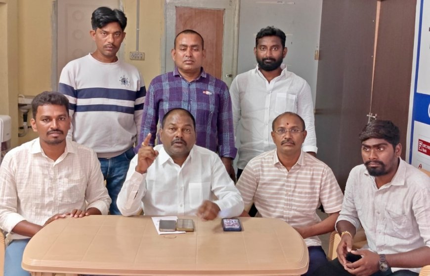 బిసి నేతపై వేసిన ఫ్లెక్సీలు ఓ దుర్మార్గపు చర్య...