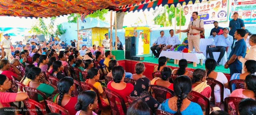 ప్రజలు, సమాజం అభివృద్ధికి ప్రభుత్వాలు విశేష కృషి చేస్తున్నాయి.