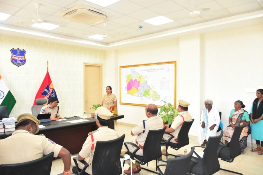  గ్రీవెన్స్ డే కార్యక్రమంలో 18 ఫిర్యాదులు స్వీకరణ : జిల్లా ఎస్పీ శ్రీ టి. శ్రీనివాస రావు, ఐపీఎస్