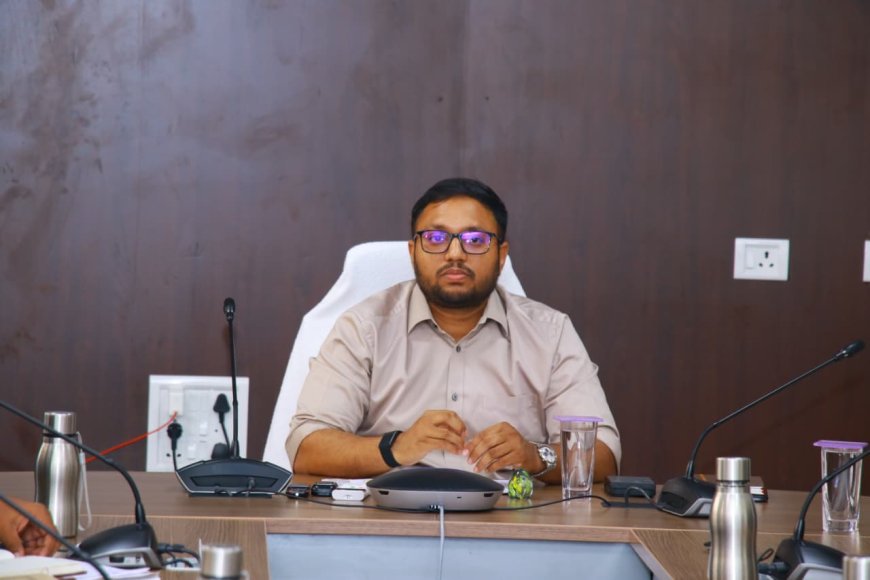 బడిబాటలో 20శాతం అదనపు నమోదు సాధించాలి: జిల్లా కలెక్టర్ తేజస్ నంద్ లాల్ పవార్