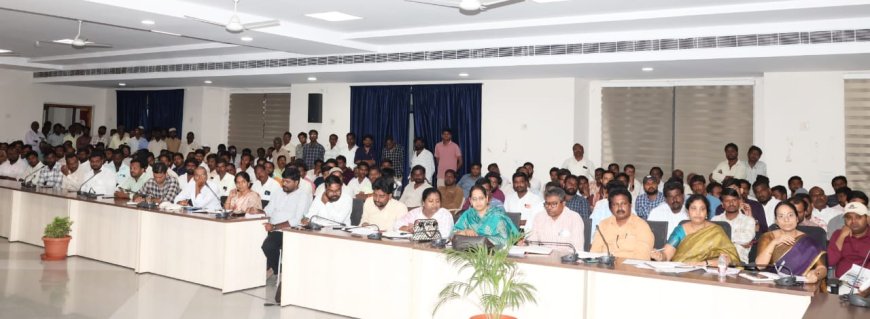 ఫార్మర్ రిజిస్ట్రీని వేగవంతం చేయాలి.