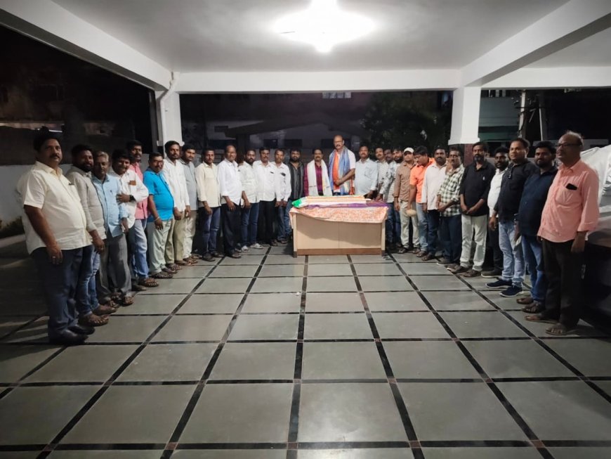 ఘనంగా చలసాని శ్రీనివాసరావు జన్మదిన వేడుకలు