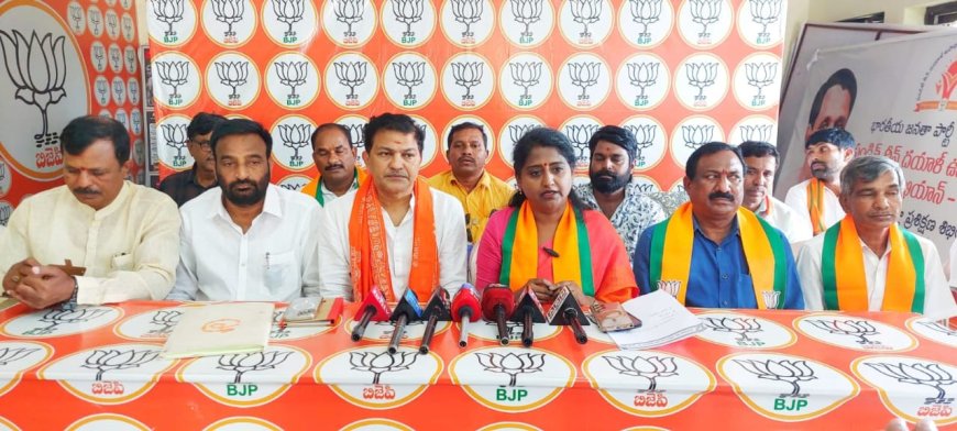 ప్రధాని నరేంద్ర మోదీ నాయకత్వంలో దేశ అభివృద్ధి