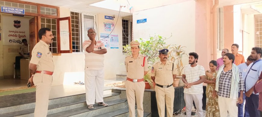 సూర్యాపేట రూరల్ పోలీస్ స్టేషన్‌లో ఎస్పీ ఆకస్మిక తనిఖీ