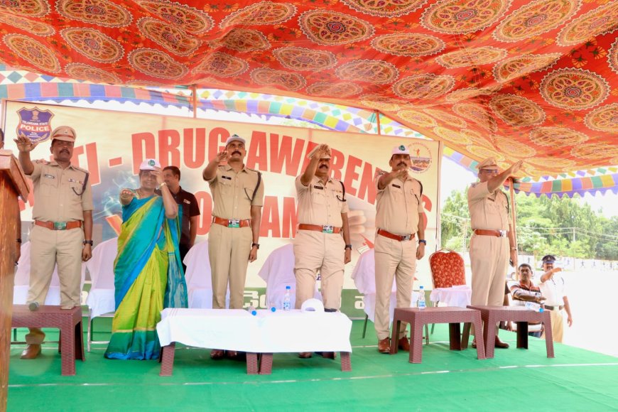 జన సంద్రంలా సాగిన మాదకద్రవ్యాల నిర్మూలన ర్యాలీ