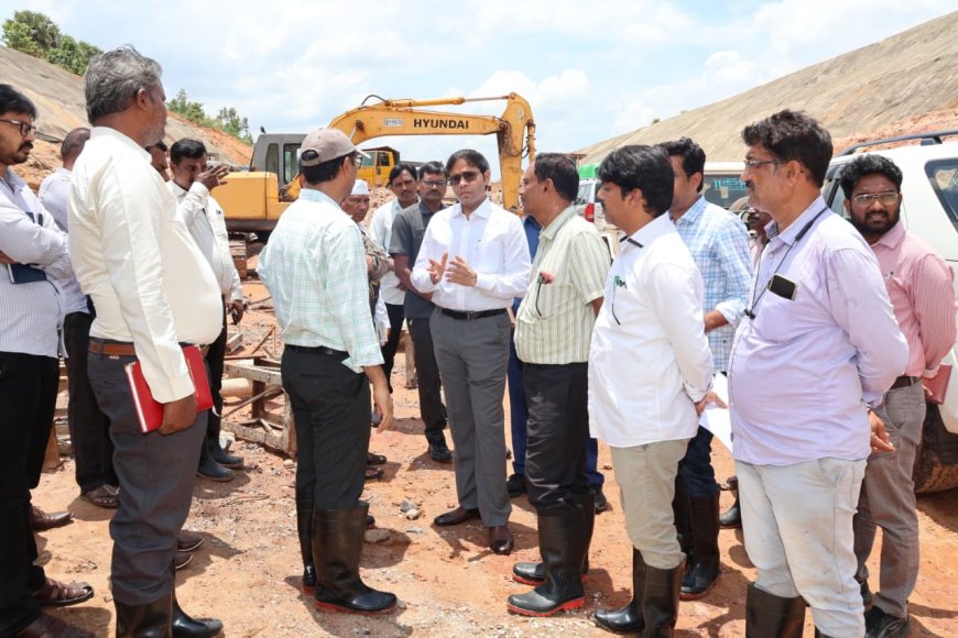 యాతాలకుంట టన్నెల్ పనులను పరిశీలించిన ఉమ్మడి ఖమ్మం జిల్లా కలెక్టర్లు 