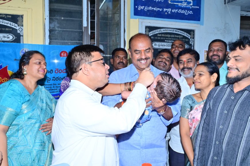 నిండు జీవితానికి రెండు పల్స్ పోలియో చుక్కలు...