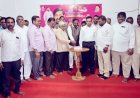 తెలంగాణ రాష్ట్ర మాజీ తొలి విద్యాశాఖ మంత్రి గుంటకండ్ల జగదీష్ రెడ్డి పుట్టినరోజున కేక్ కట్ చేసి ప్రత్యేక ప్రార్ధనలు చేసిన పాస్టర్స్ 