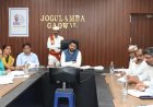 రైతులు ఆరుతడి పంటలు సాగు చేసేలా ప్రోత్సహించాలి