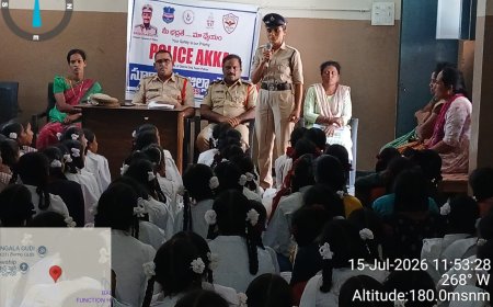 బాలికల భద్రతకు ప్రత్యేక రక్షణ సీఐ నాగేశ్వరరావు