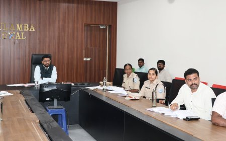 రహదారి ప్రమాదాల నివారణకు కృషి చేయాలి -జిల్లా కలెక్టర్ రిజ్వాన్ బాషా షేక్