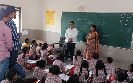 కేజీబీవీ రాజోలి పాఠశాలను ఆకస్మికంగా తనిఖీ చేసిన అదనపు కలెక్టర్