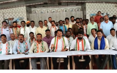 కోమటిరెడ్డి బ్రదర్స్ కు ఎమ్మెల్యే మందుల సామేలు బహిరంగ క్షమాపణ చెప్పాలి