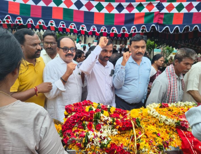 ప్రజా విప్లవ గాయకుడు కామ్రేడ్ అరుణోదయ... నాగన్నకు ఇవే మా జోహార్లు  