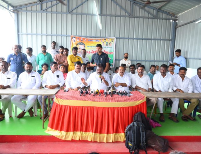 కాంగ్రెస్ కార్యకర్తలకు అండగా ఉంటా ఎమ్మెల్యే