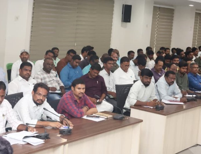 గ్రామపంచాయతీలో ఆర్థిక వనరులను పెంపొందించుకోవాలి