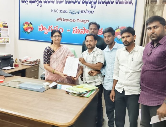 ఎస్సీ సాంఘిక సంక్షేమ శాఖ హాస్టళ్లలో నెలకొన్న సమస్యలను వెంటనే పరిష్కరించాలి – దరఖాస్తు చేసుకున్న ప్రతి అర్హ విద్యార్థికి హాస్టల్ సీటు కల్పించాలి