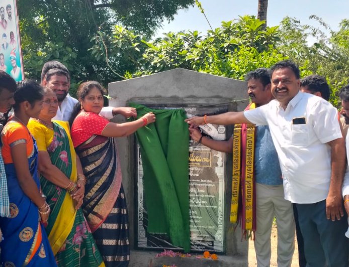 ప్రజాపాలనలోనే గ్రామ అభివృద్ధి సాధ్యం