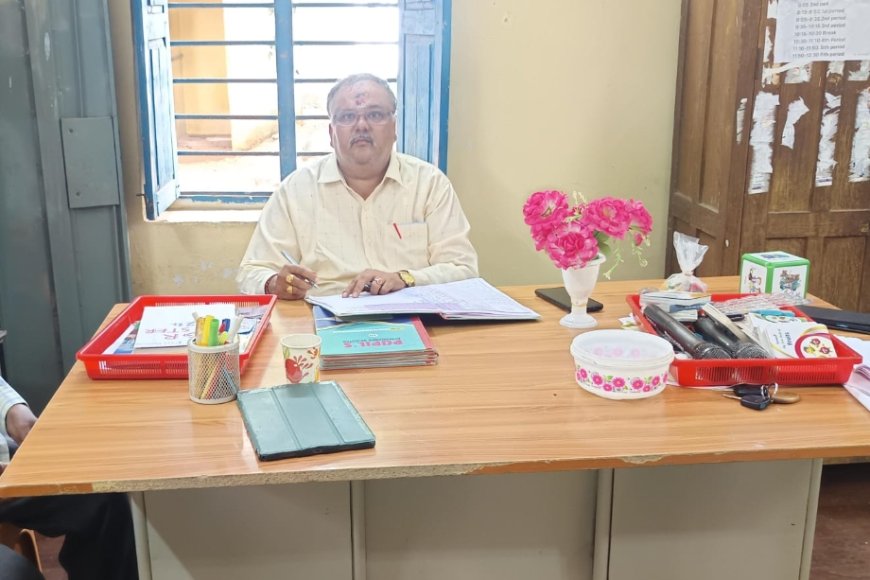 ఉపాధ్యాయుల దుస్తులపై గరిడేపల్లి (మం) MEO చత్రు నాయక్ కీలక నిర్ణయం