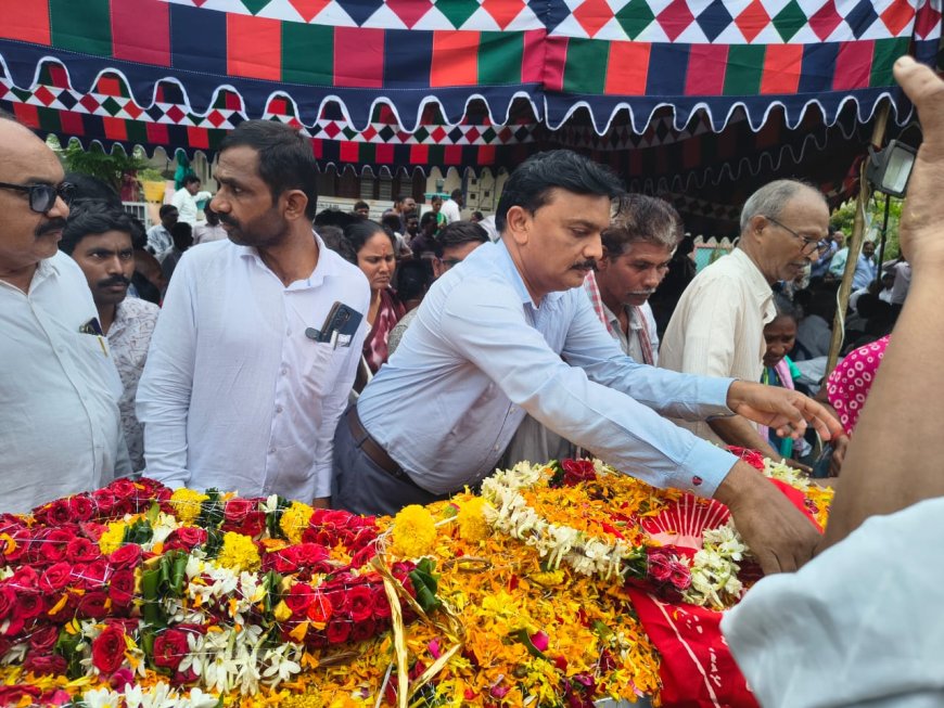 ప్రజా విప్లవ గాయకుడు కామ్రేడ్ అరుణోదయ... నాగన్నకు ఇవే మా జోహార్లు  