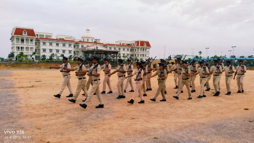 సూర్యాపేట జిల్లా పోలీస్ ఆధ్వర్యంలో ఘనంగా వారాంతపు పోలీస్ పరేడ్