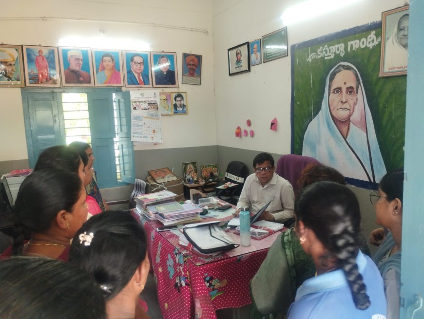 విద్యార్థినుల ఆరోగ్యం,భద్రత విషయంలో ప్రత్యేక శ్రద్ధ వహించాలి