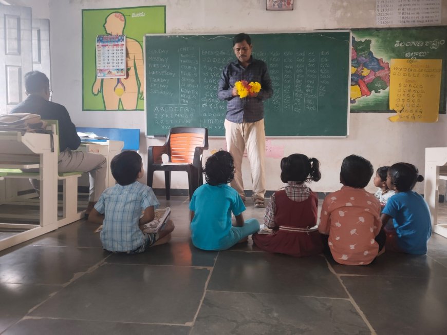 ఎఫ్ ఎల్ ఎస్ బోధనను పరిశీలించిన ఎంఈఓ