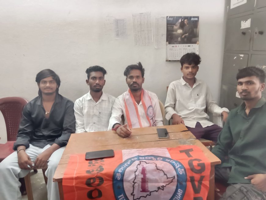 వసతి గృహాలలో మౌలిక వసతులు కల్పించాలి