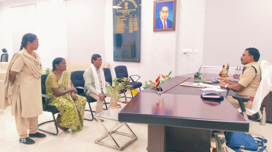 పోలీస్ గ్రీవెన్స్ డేలో బాధితుల పిర్యాదులను పరిశీలించిన జిల్లా ఎస్పి నరసింహ ఐపీఎస్ ..