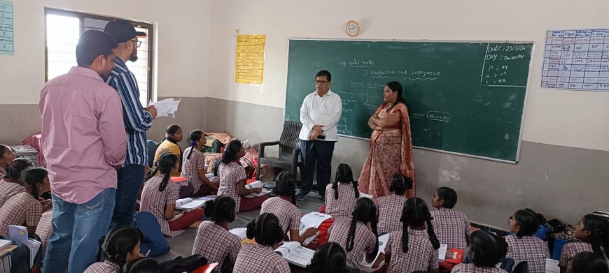 కేజీబీవీ రాజోలి పాఠశాలను ఆకస్మికంగా తనిఖీ చేసిన అదనపు కలెక్టర్