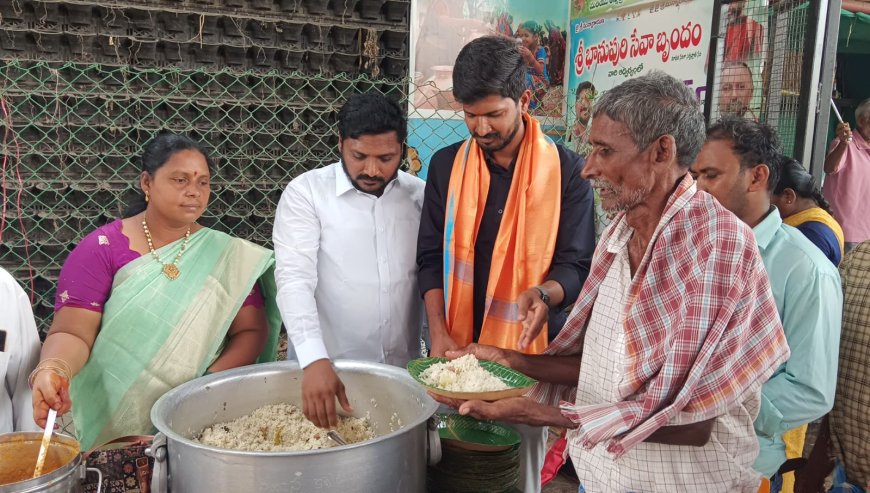 అభిమానుల మధ్య ఘనంగా 14వ వార్డ్ కౌన్సిలర్ గాలి సాయి జన్మదిన వేడుకలు 