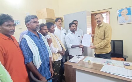మూసి నీటిని విడుదల చేయాలి   వినతి పత్రం అందజేసిన  రైతులు 