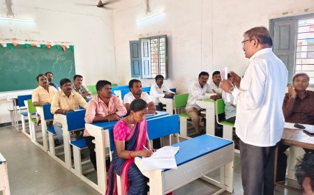 ప్రైవేట్ పాఠశాలల ప్రధానోపాధ్యాయులతో సమీక్షా సమావేశం