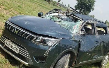 సూర్యాపేట శివారులో కారు బోల్తా