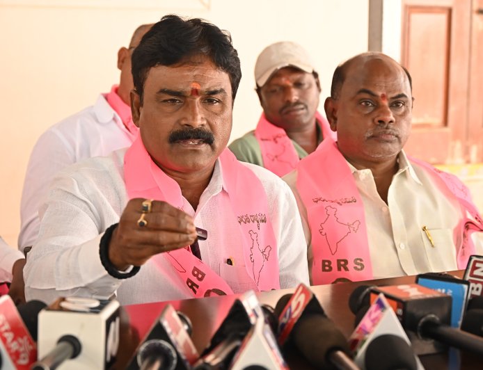 నిరంజన్ రెడ్డి గారిని విమర్శించే నైతికత మేఘారెడ్డికి ఎక్కడిది?