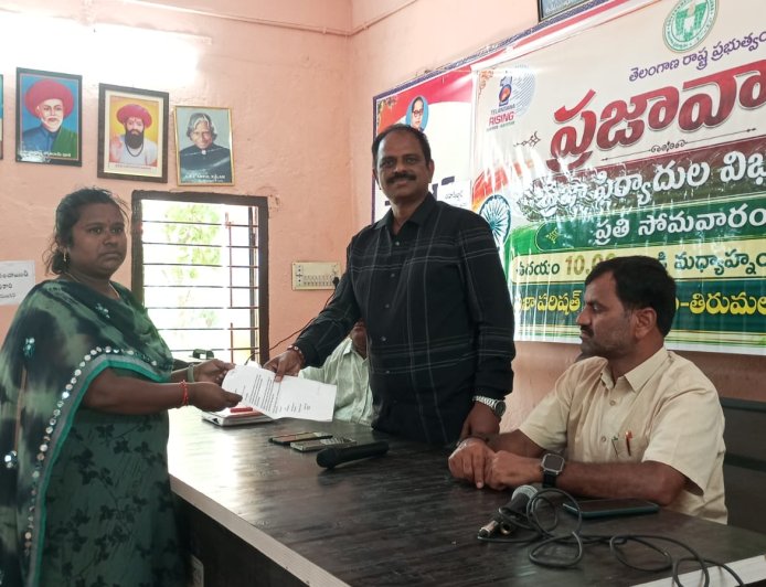 గురుకుల అడ్మిషన్ కోసం ఓ తల్లి గోడు
