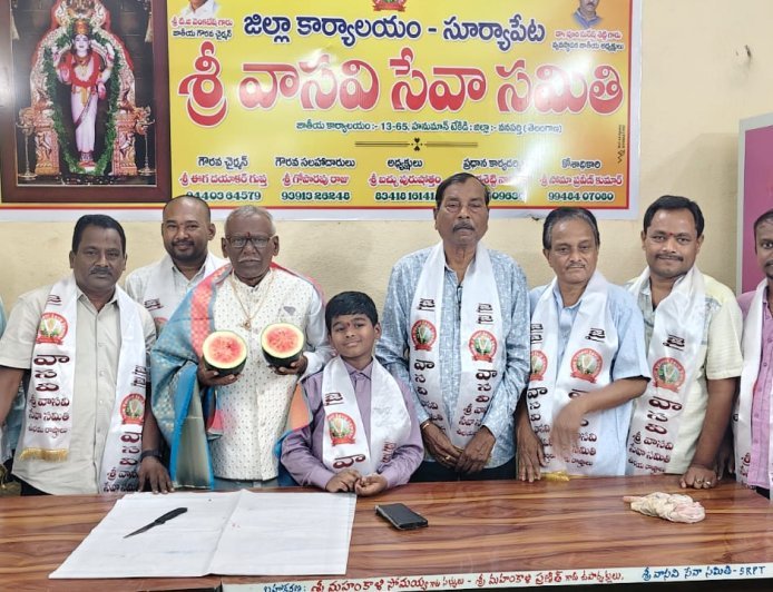 సమాజ సేవకులు మహంకాళి సోమయ్య పుట్టిన రోజు వేడుకలు