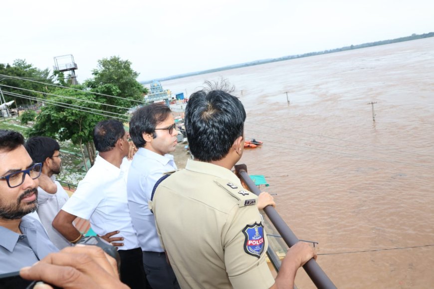 గోదావరి వరద ఉధృతిపై ప్రతి క్షణం అప్రమత్తంగా ఉండాలి