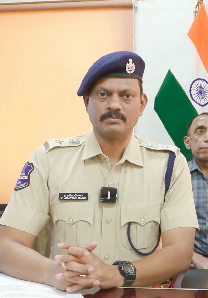 మెటా సంస్థ ఇండియా హెడ్‌పై కేసు నమోదు చేసిన ఘటనలో సిటీ సైబర్ క్రైమ్ డీసీపీపై వేటు