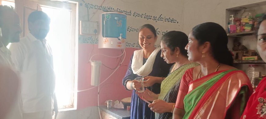 గర్భిణీ బాలింతలకు గుడ్లు . అంగన్వాడీ పిల్లలకు యూనిఫాం పంపిణీ చేసిన సర్పంచ్ 