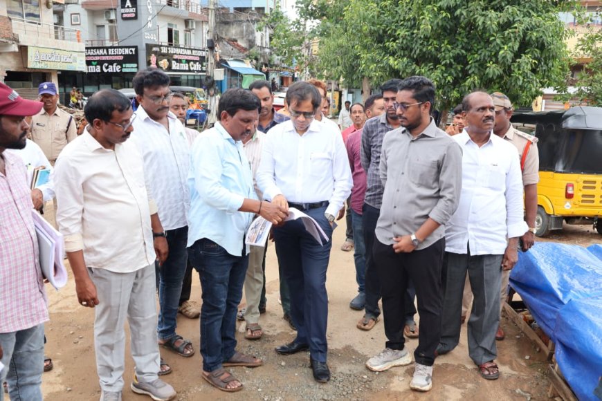 శ్రీసీతారామచంద్రస్వామి వారి ఆలయ పునర్నిర్మాణ పనులను నిర్దేశిత గడువులోగా పూర్తిచేయాలి : జిల్లా కలెక్టర్ అంకిత్