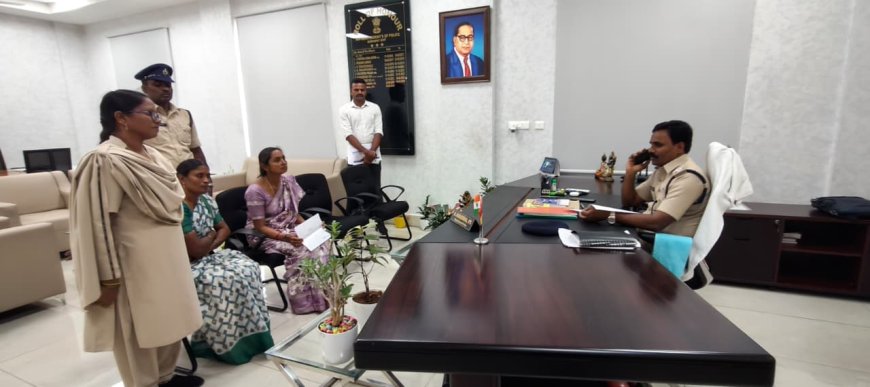 పోలీస్ గ్రీవెన్స్ డేలో బాధితుల పిర్యాదులను పరిశీలించిన జిల్లా ఎస్పి నరసింహ ఐపీఎస్