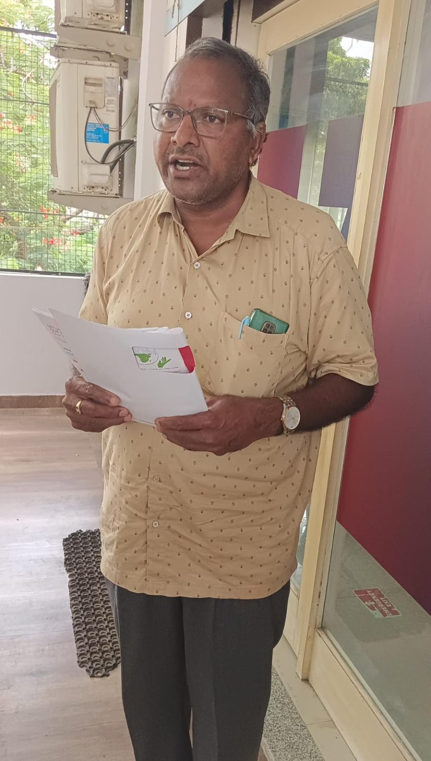 ఇన్సూరెన్స్ పాలసీ కాకుండా పెన్షనర్స్ ప్లాన్ గా మార్చారు 