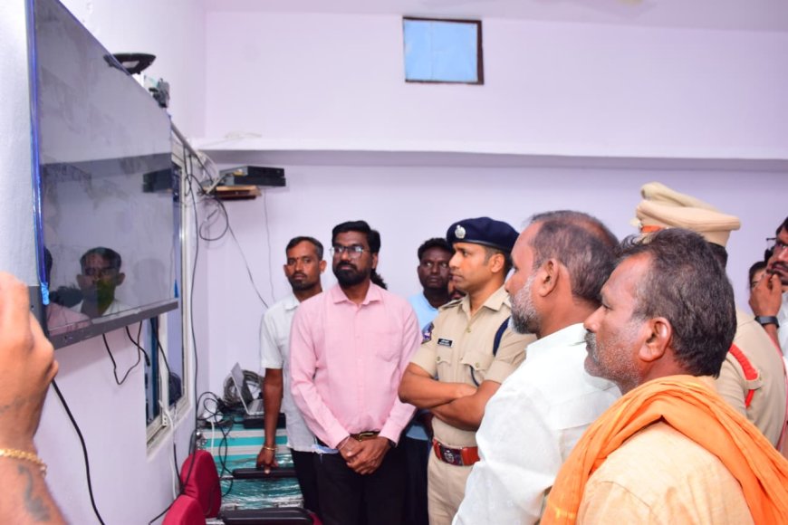 నేరాల నియంత్రణ, కేసుల ఛేదనలో సీసీ కెమెరాల పాత్ర కీలకం: జిల్లా ఎస్పీ అశోక్ కుమార్