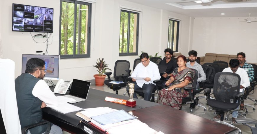విద్యాశాఖ అధికారులు పాఠశాలలను పర్యవేక్షించాలి