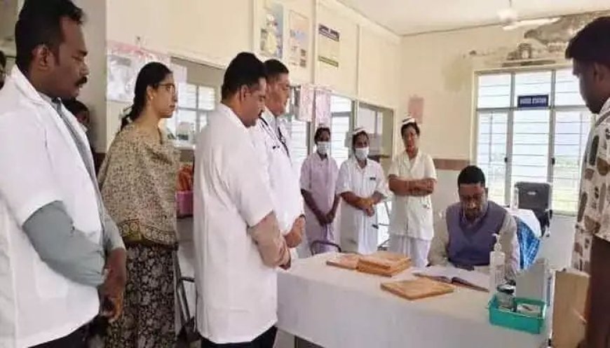 సెలవుల పై వెళ్లిన వైద్య సిబ్బందిపై కలెక్టర్ ఆగ్రహం