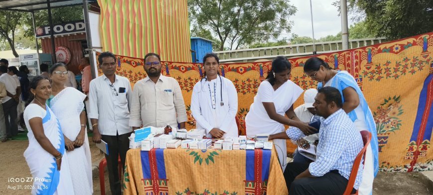 కేంద్ర మంత్రి శ్రీ కిషన్ రెడ్డి అలంపూర్ పర్యటనను పురస్కరించుకుని ప్రజలు, భక్తులు మరియు పర్యటనకు హాజరైన వారికి అత్యవసర వైద్య సేవలు