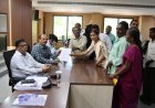 ప్రజావాణి దరఖాస్తులను ఎప్పటికప్పుడు పరిష్కరించాలి
